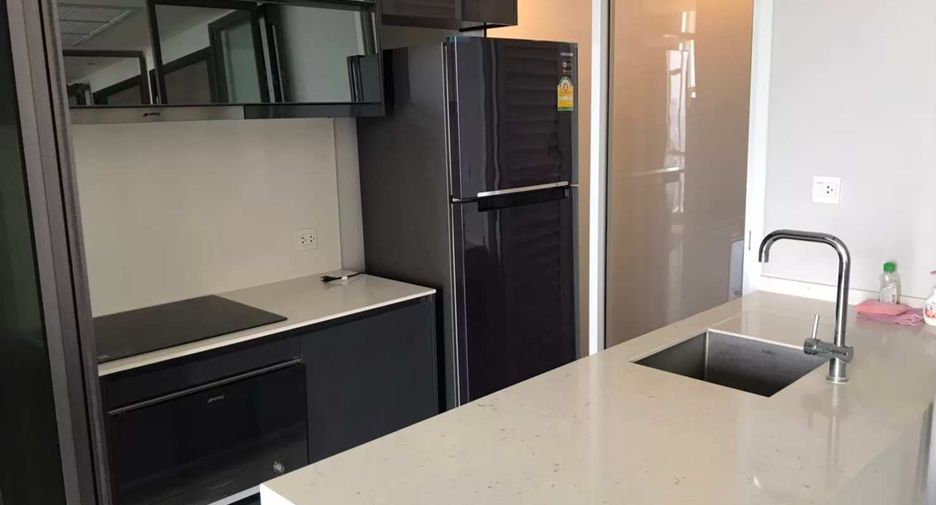 For rent 2 bedrooms condo in Sathon, Bangkok