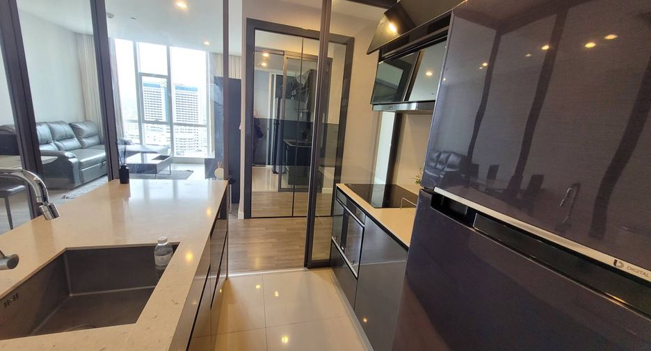 For rent 2 bedrooms condo in Sathon, Bangkok
