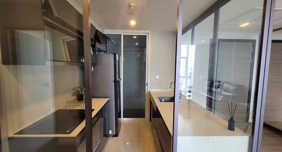 For rent 2 bedrooms condo in Sathon, Bangkok