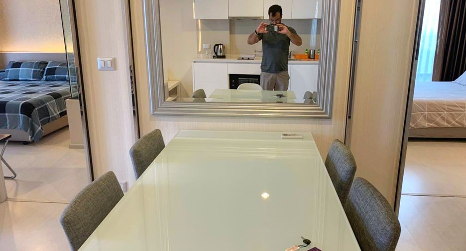 Condo en alquiler de 2 habitaciones en Khlong Toei, Bangkok