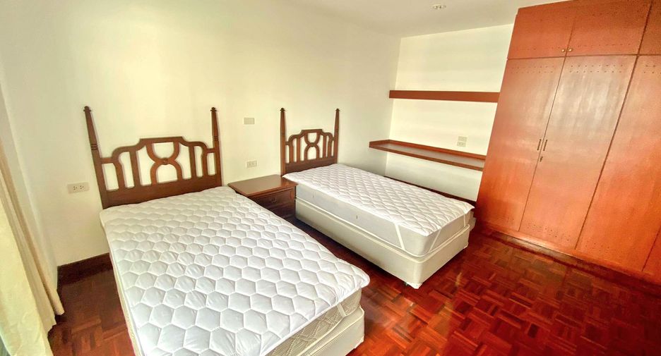 Wohnung zur Miete mit 3 Zimmer in Watthana, Bangkok