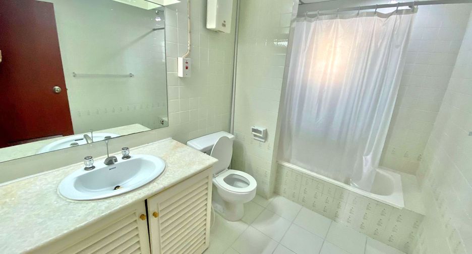 Wohnung zur Miete mit 3 Zimmer in Watthana, Bangkok