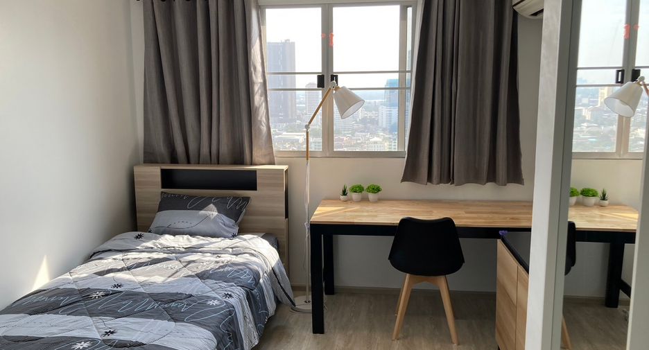 For rent 2 bedrooms condo in Khlong Toei, Bangkok
