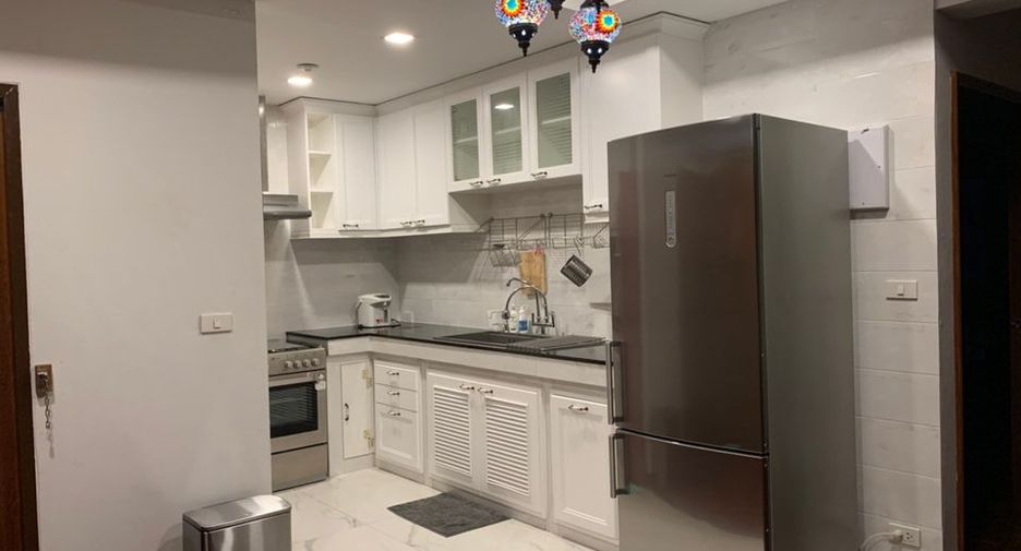 Wohnung zur Miete mit 2 Zimmer in Watthana, Bangkok