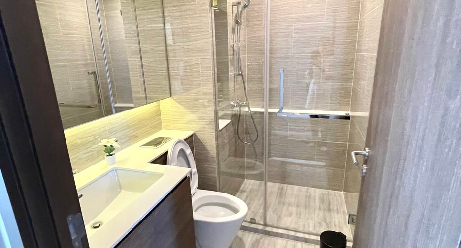 For rent 2 bedrooms condo in Bang Na, Bangkok