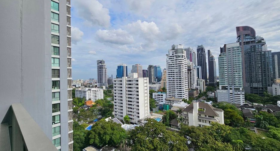 For rent 1 bed condo in Watthana, Bangkok