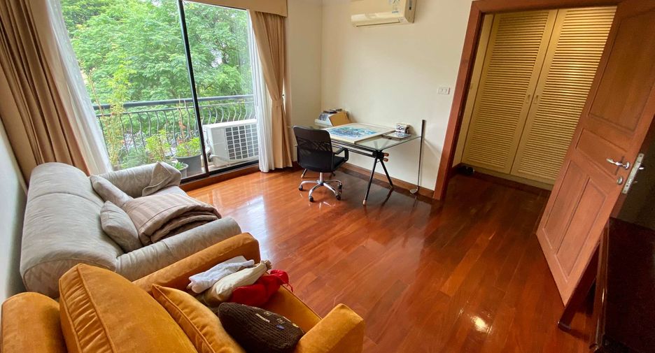 À louer 3 chambres condo à Watthana, Bangkok