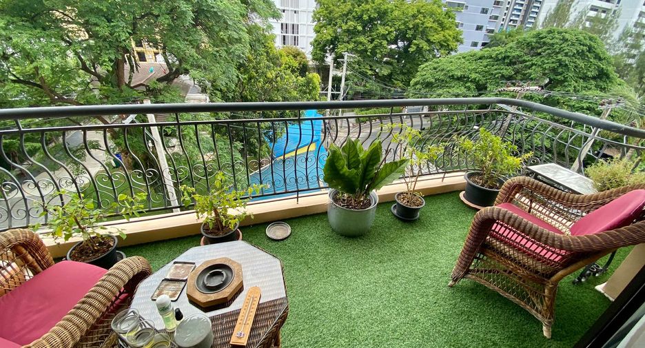 À louer 3 chambres condo à Watthana, Bangkok
