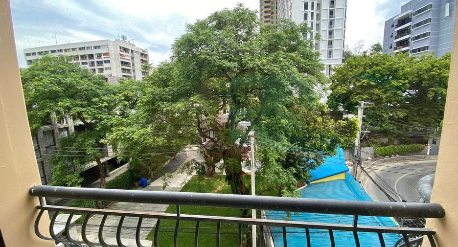 À louer 3 chambres condo à Watthana, Bangkok