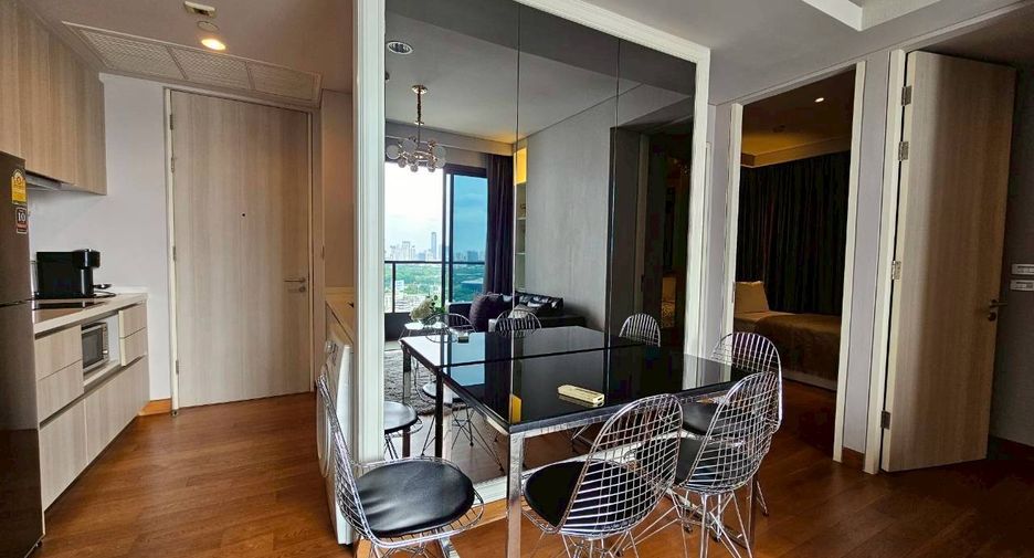 For rent 2 bedrooms condo in Khlong Toei, Bangkok