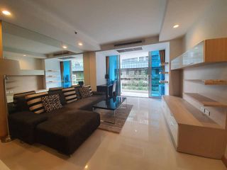 For rent 2 bedrooms condo in Pathum Wan, Bangkok