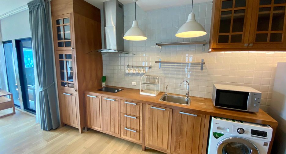 For rent and for sale 2 bedrooms condo in Khlong Toei, Bangkok