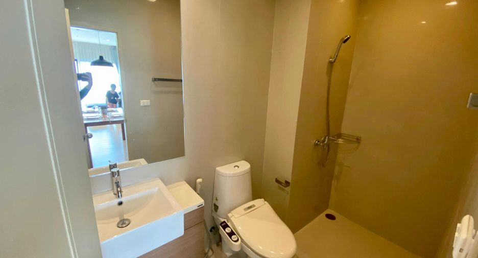 For rent and for sale 2 bedrooms condo in Khlong Toei, Bangkok