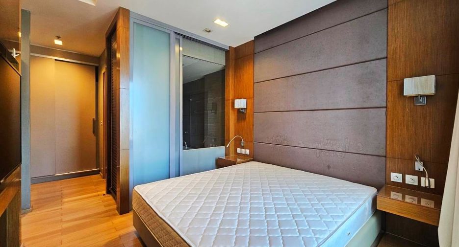 Condo en alquiler de 2 habitaciones en Khlong Toei, Bangkok