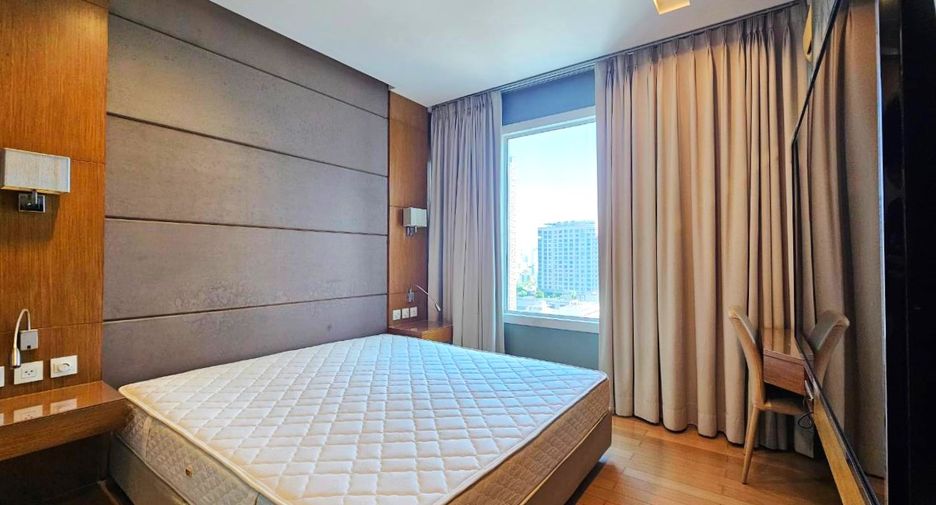 Condo en alquiler de 2 habitaciones en Khlong Toei, Bangkok