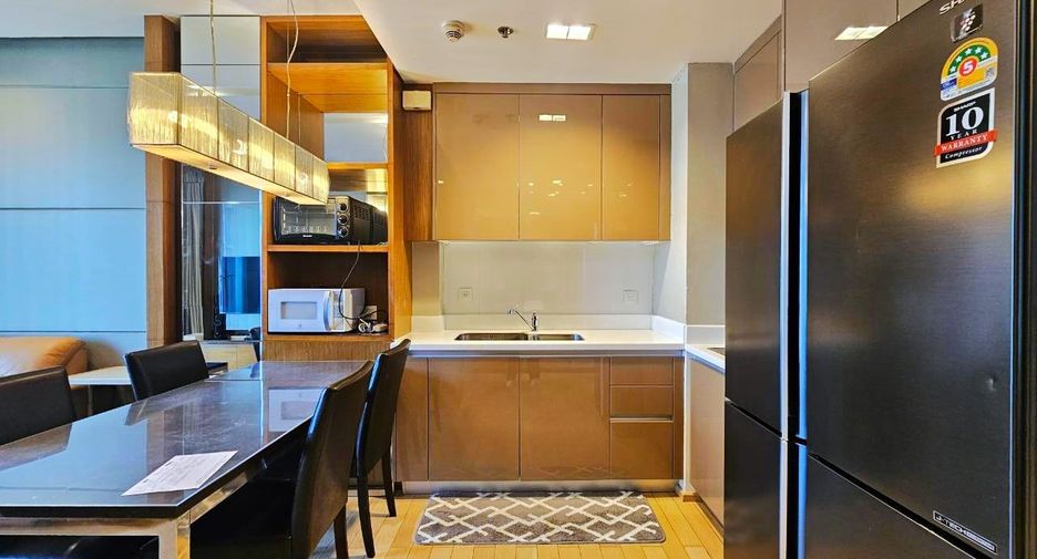 Condo en alquiler de 2 habitaciones en Khlong Toei, Bangkok