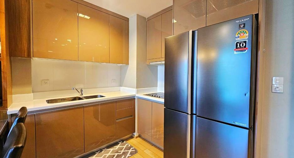 Condo en alquiler de 2 habitaciones en Khlong Toei, Bangkok