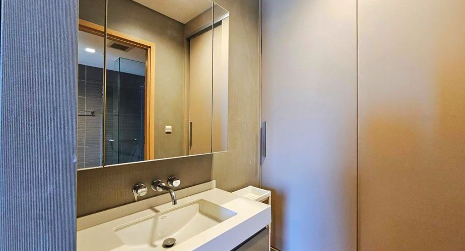 Condo en alquiler de 2 habitaciones en Khlong Toei, Bangkok