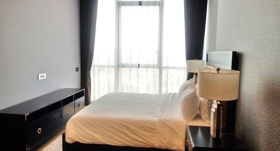 For rent 2 bedrooms condo in Watthana, Bangkok