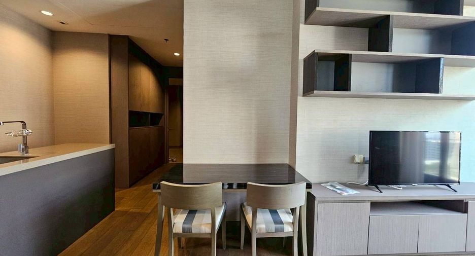 For rent 2 bedrooms condo in Sathon, Bangkok