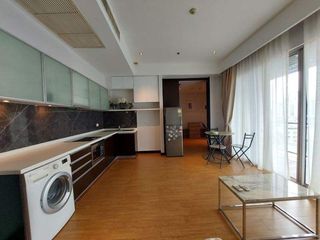 For rent 2 bedrooms condo in Yan Nawa, Bangkok