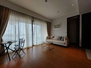 For rent 2 bedrooms condo in Yan Nawa, Bangkok