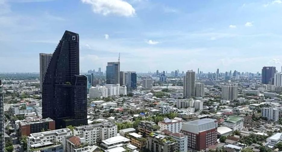 À louer 1 chambre condo à Khlong Toei, Bangkok