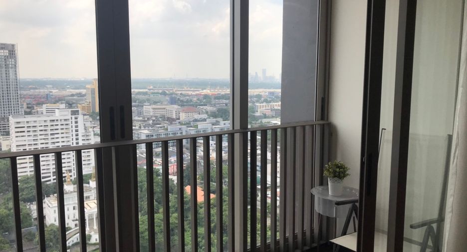 Condo en alquiler de 2 habitaciones en Khlong Toei, Bangkok