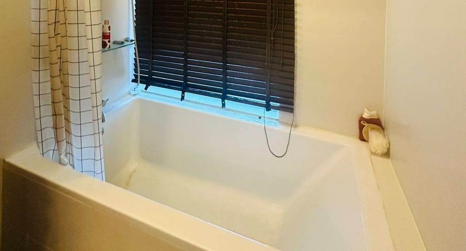 Wohnung zur Miete und zum Kauf mit 2 Zimmer in Khlong Toei, Bangkok