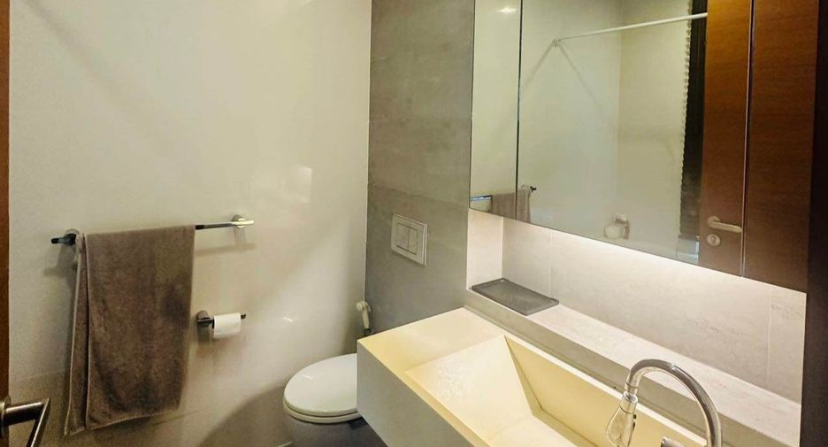 Wohnung zur Miete und zum Kauf mit 2 Zimmer in Khlong Toei, Bangkok