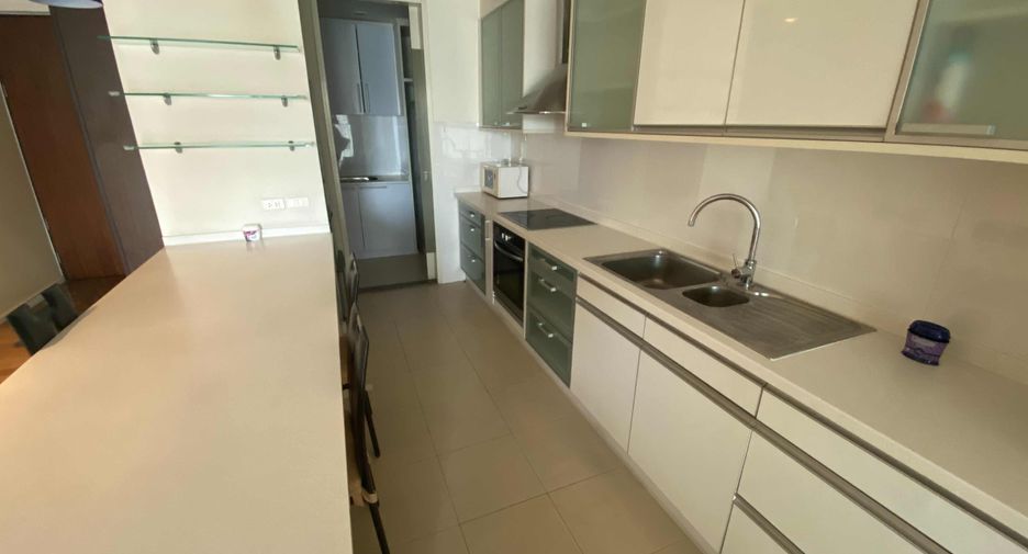 Wohnung zur Miete mit 2 Zimmer in Khlong Toei, Bangkok