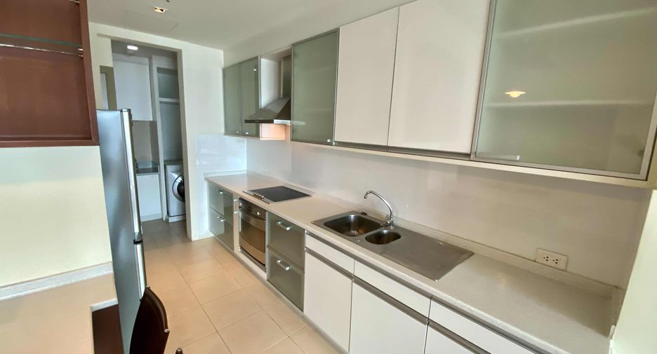 Wohnung zur Miete mit 2 Zimmer in Khlong Toei, Bangkok