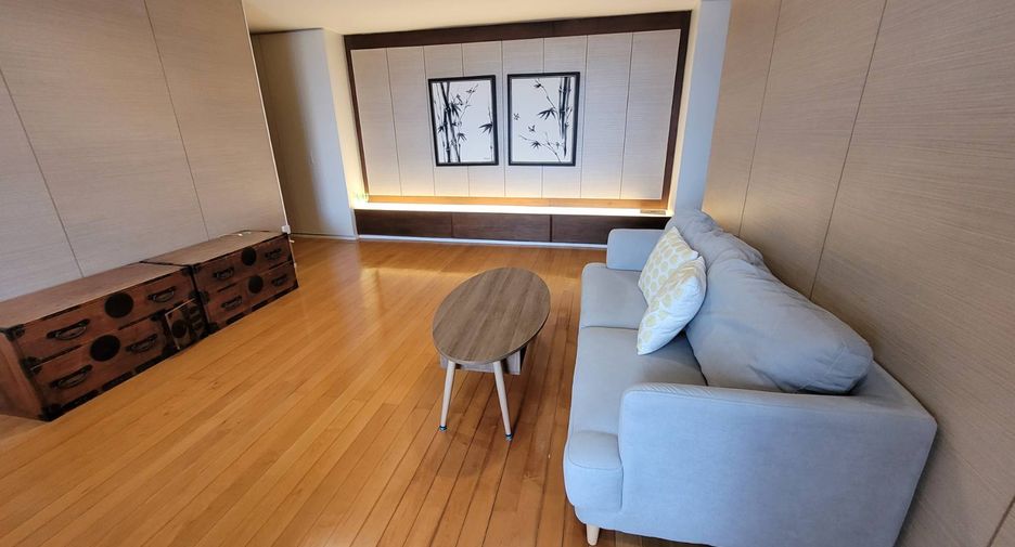 For rent 1 bed condo in Watthana, Bangkok