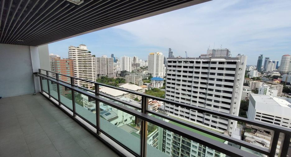 Condo en alquiler de 2 habitaciones en Khlong Toei, Bangkok