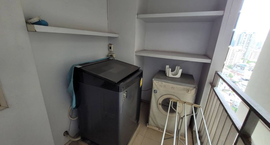 Condo en alquiler de 2 habitaciones en Khlong Toei, Bangkok