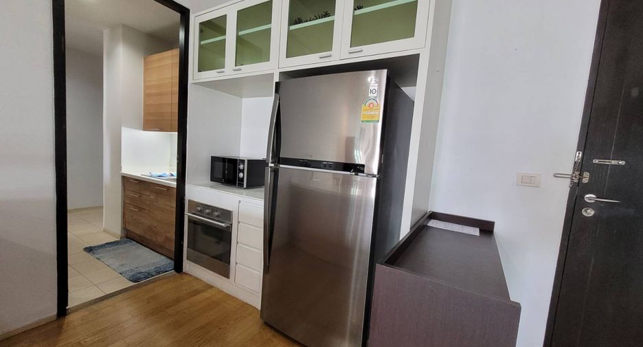 Condo en alquiler de 2 habitaciones en Khlong Toei, Bangkok