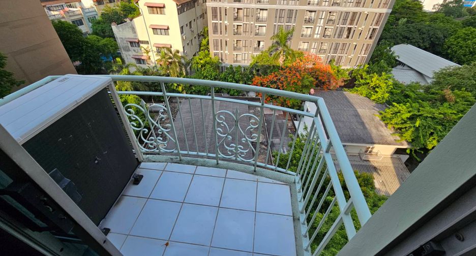 For rent 3 ベッドルーム condo in Watthana, Bangkok