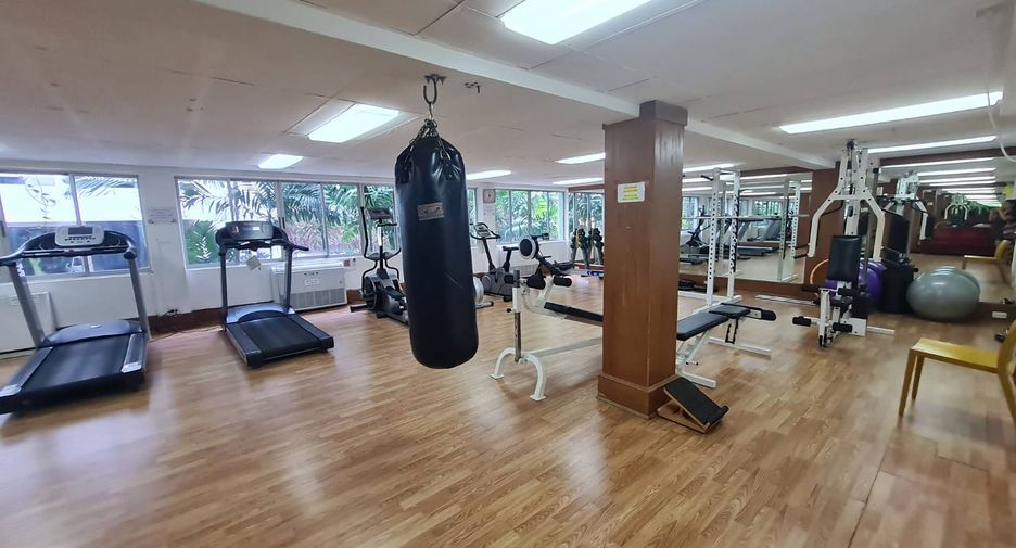 For rent 3 ベッドルーム condo in Watthana, Bangkok