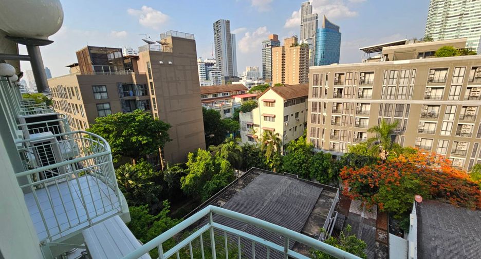 For rent 3 ベッドルーム condo in Watthana, Bangkok