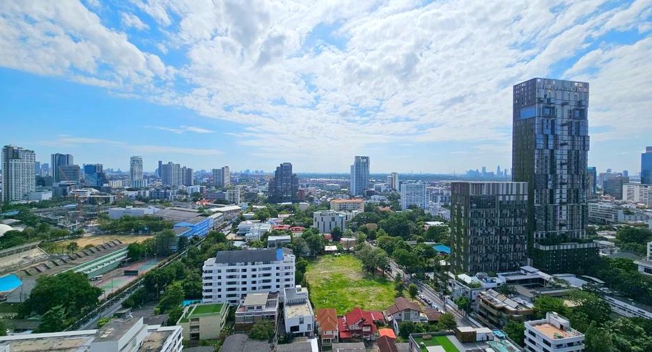 ให้เช่า 2 ห้องนอน คอนโด ใน คลองเตย, กรุงเทพฯ