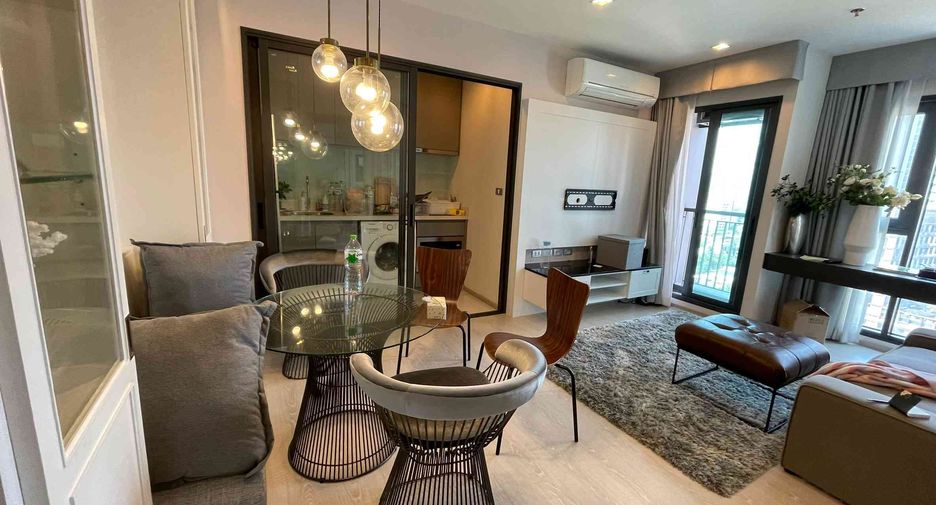 Condo en alquiler de 1 habitaciones en Khlong Toei, Bangkok