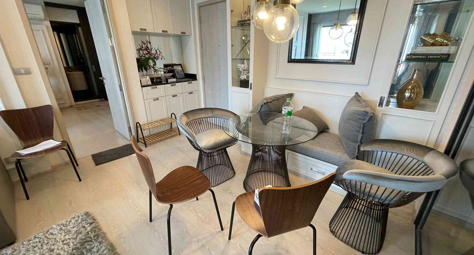 Condo en alquiler de 1 habitaciones en Khlong Toei, Bangkok