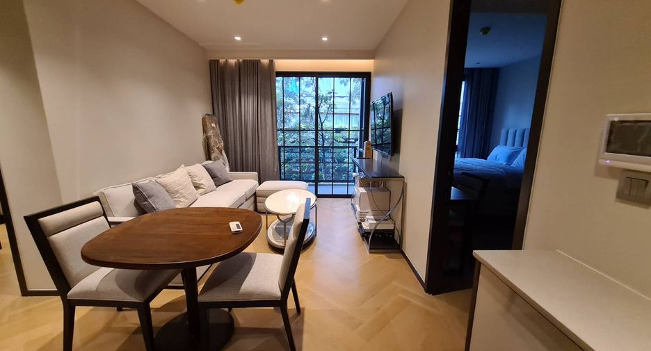 For rent and for sale 2 bedrooms condo in Watthana, Bangkok