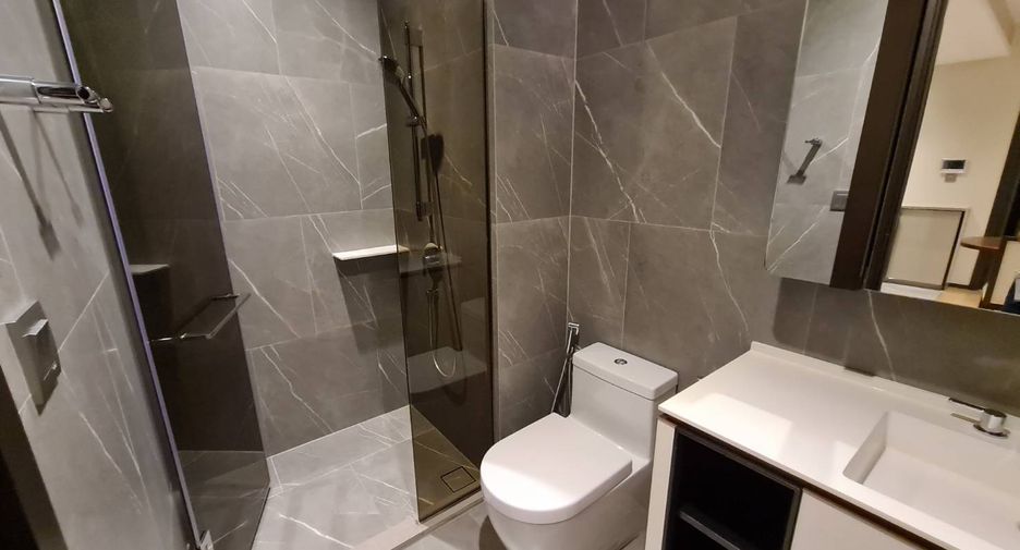 For rent and for sale 2 bedrooms condo in Watthana, Bangkok