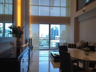 For rent 2 ベッドルーム condo in Pathum Wan, Bangkok