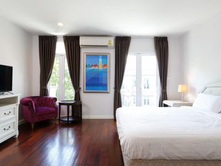 Reihenhaus zur Miete mit 3 Zimmer in Khlong Toei, Bangkok