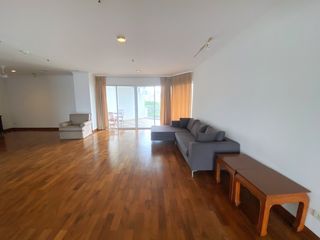 Condo en alquiler de 3 habitaciones en Sathon, Bangkok