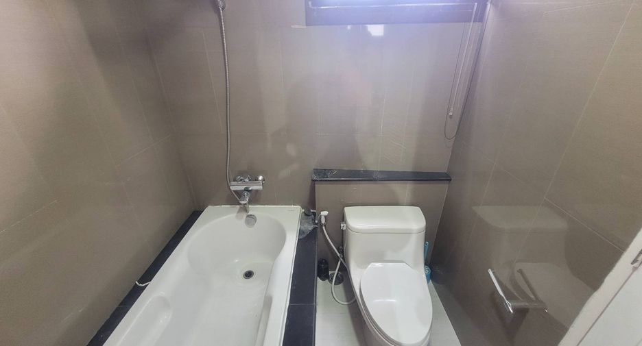 Wohnung zur Miete mit 2 Zimmer in Watthana, Bangkok