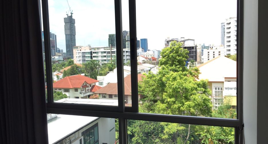 For rent and for sale 2 bedrooms condo in Watthana, Bangkok
