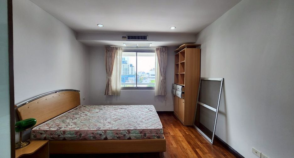 À louer et à vendre 3 chambres condo à Watthana, Bangkok